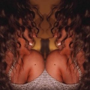 Meet your Posher, Dionne